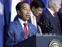 Jokowi Bisa Bahasa Apa Saja